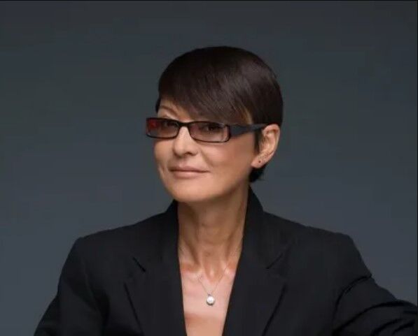 Обложка книги Ирина Хакамада