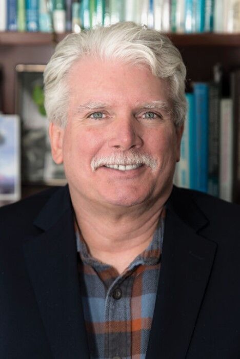 Обложка книги Мэттью Маккей