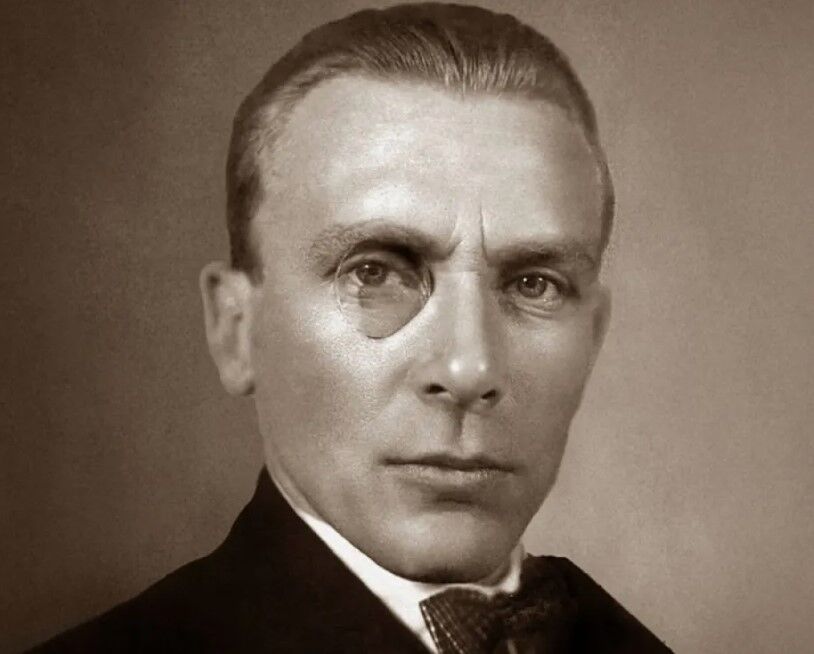 Обложка книги Булгаков Михаил Афанасьевич