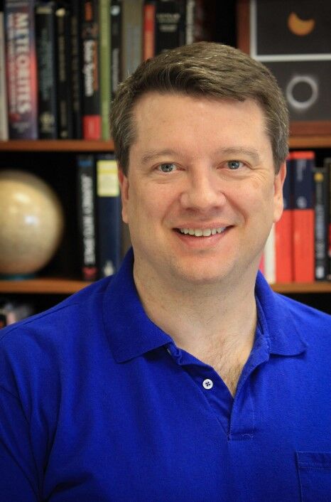 Обложка книги Брюс Беттс