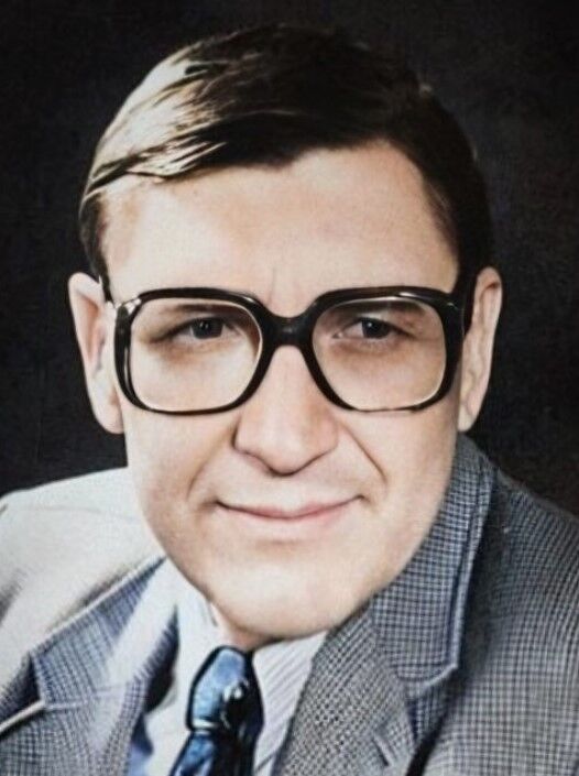 Обложка книги Велтистов Евгений Серафимович