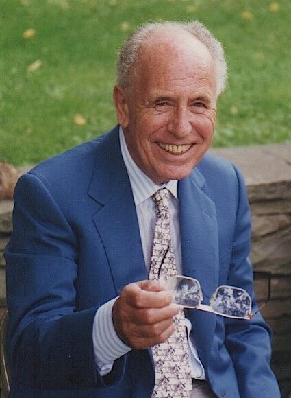 Обложка книги Артур Хейли