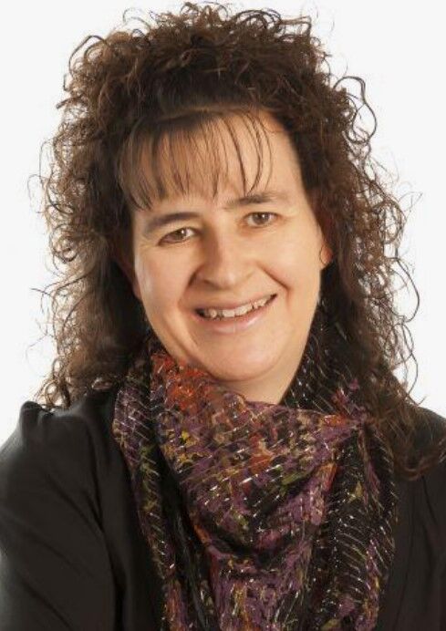 Обложка книги Сэнди Мэнн