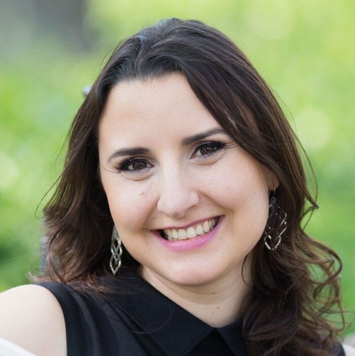 Обложка книги Дженнифер Уолкин