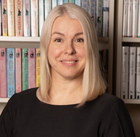 Обложка книги Юлия Бушуева