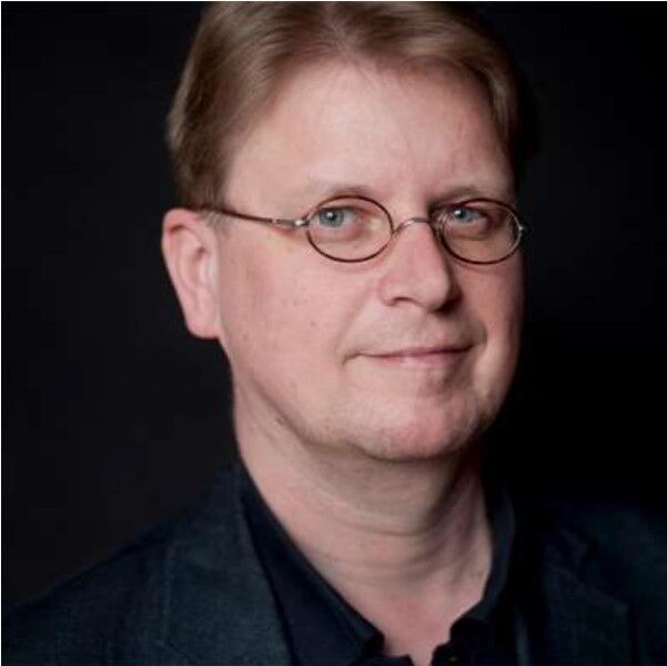 Обложка книги Нильс Бюттнер