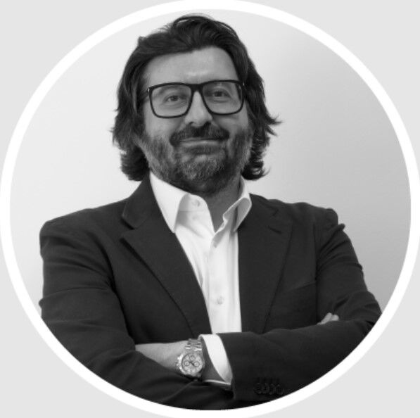 Обложка книги Энрико Мотта