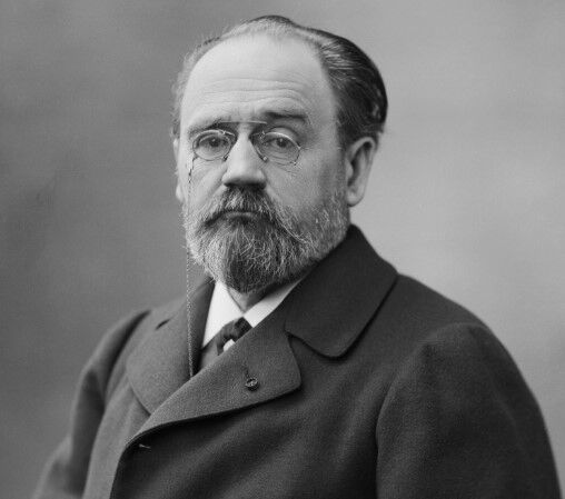 Обложка книги Эмиль Золя