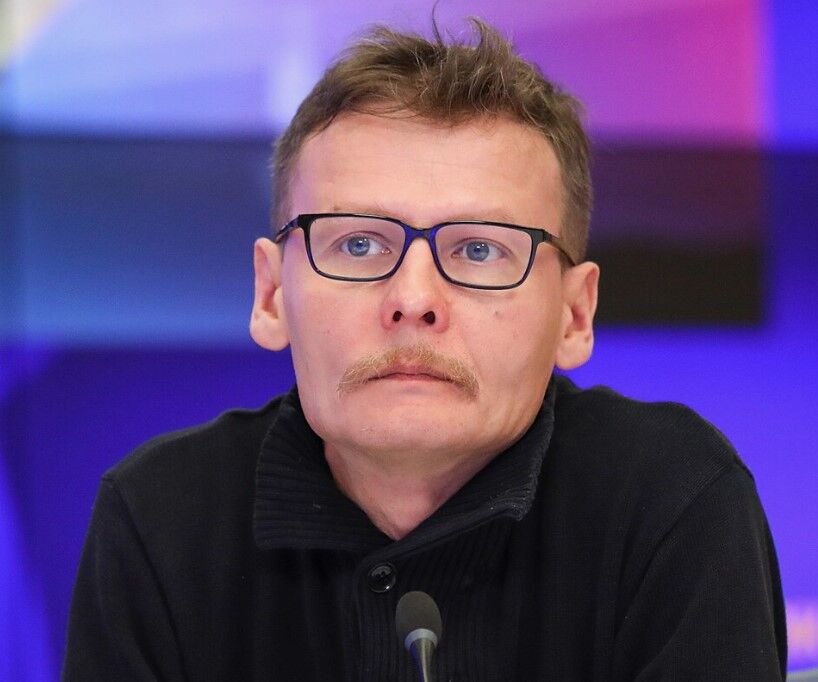 Обложка книги Роберт Гараев